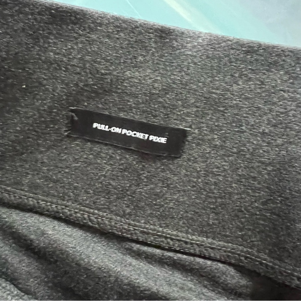 Torrid Grey Pixie Pants - Picture 4 of 5